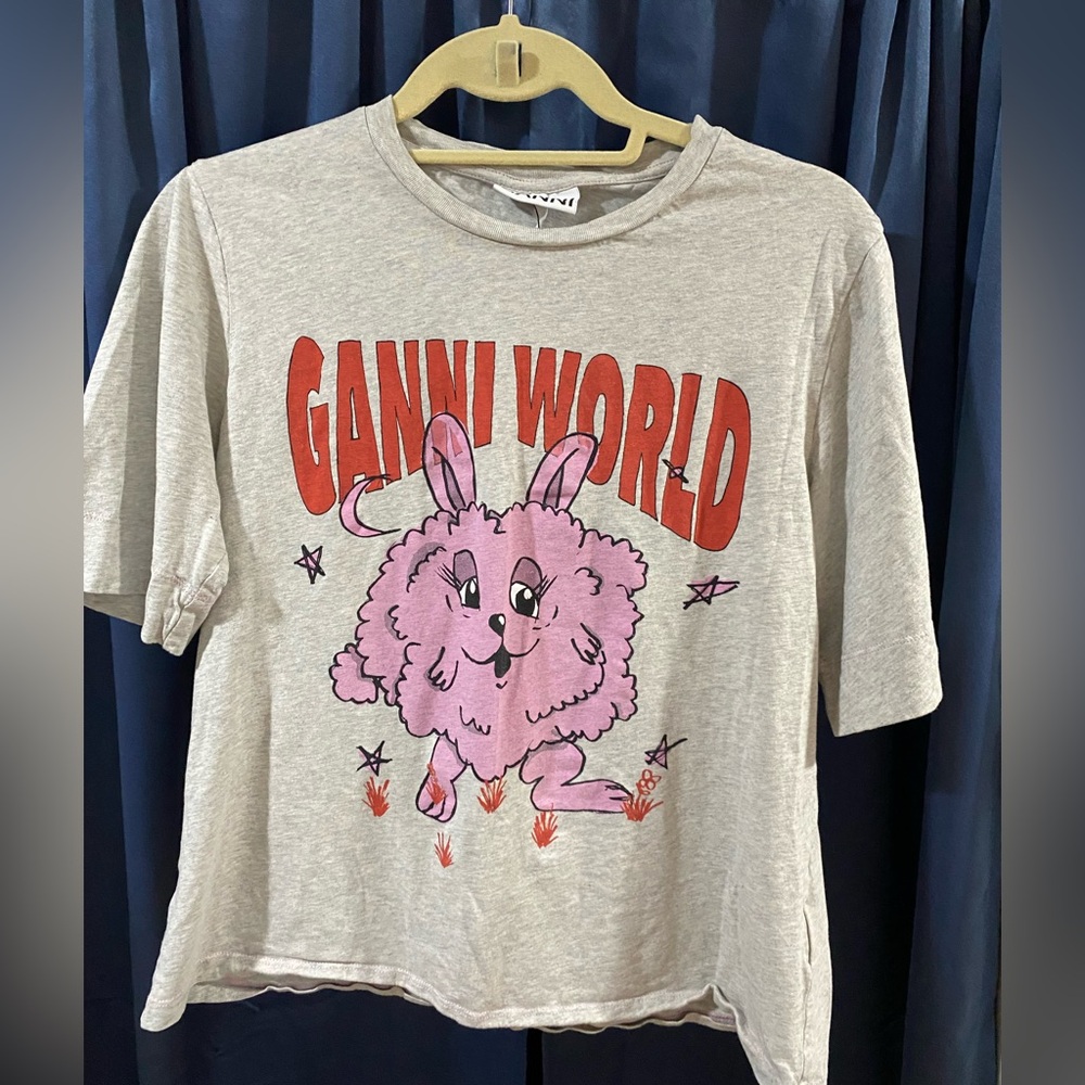 Ganni Gray Tee with Red and Pink Graphic